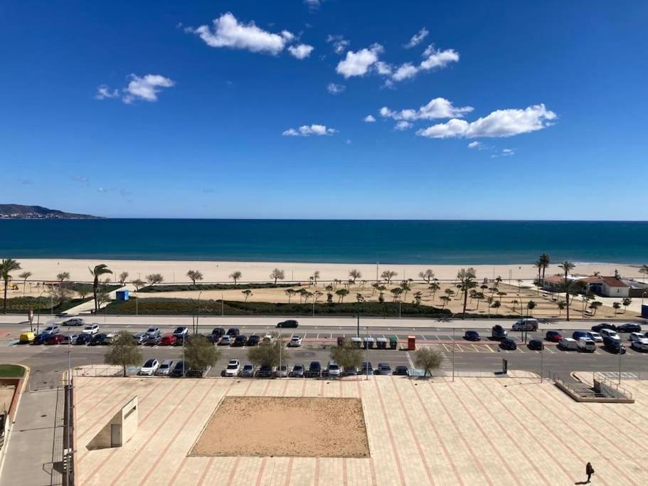 Vistas Frontales Al Mar Apartman Empuriabrava Kültér fotó